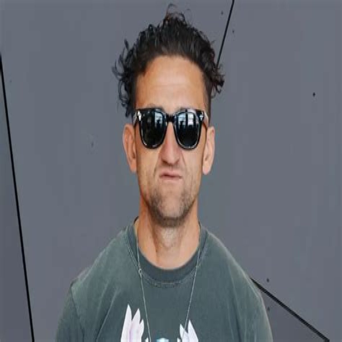 HTML